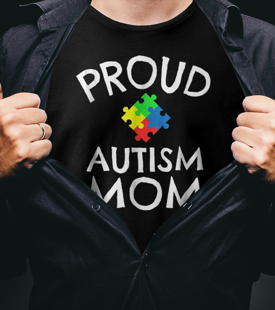 Proud Autism Mom Colorful Puzzle Autism Awareness T-Shirt