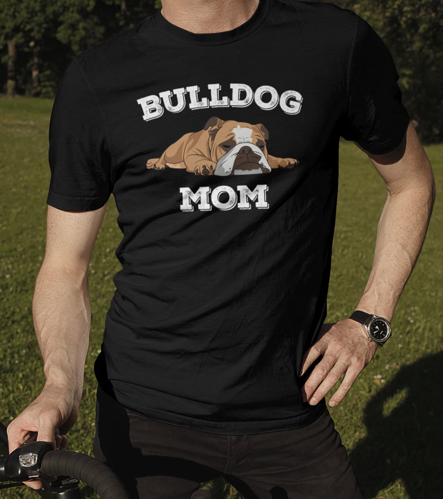 Bulldog Mom English Bulldog T-Shirt