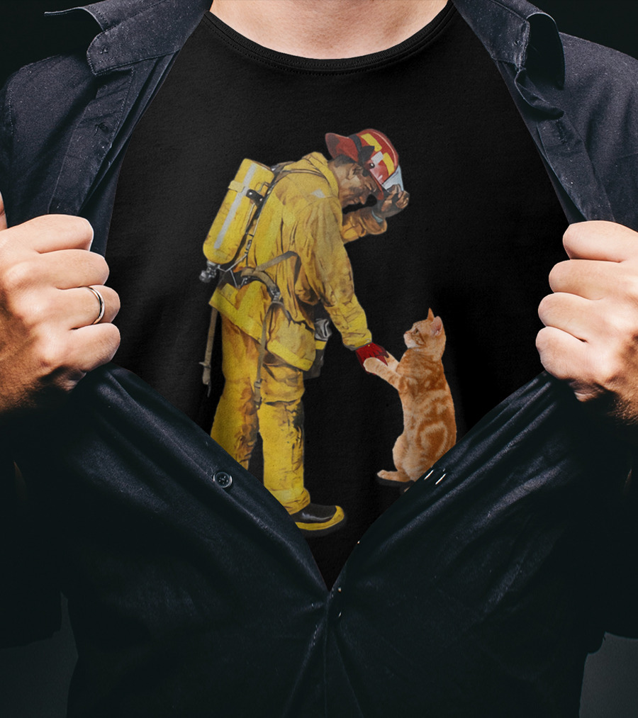 Cats Shaking Hands With Firefighter Mom T-Shirt