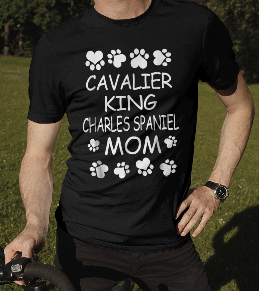 Cavalier King Charles Spaniel Mom With Paw And Heart T-Shirt