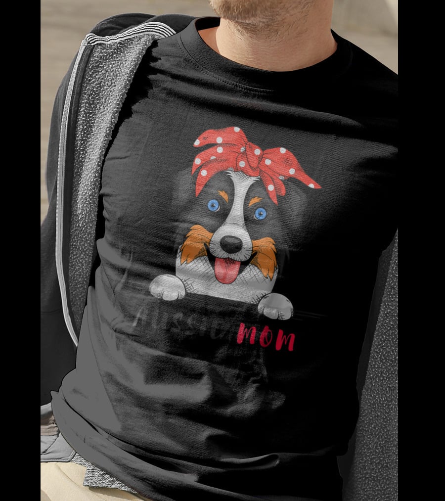 Aussie Dog Mom Australian Shepherd Red Bandana T-Shirt