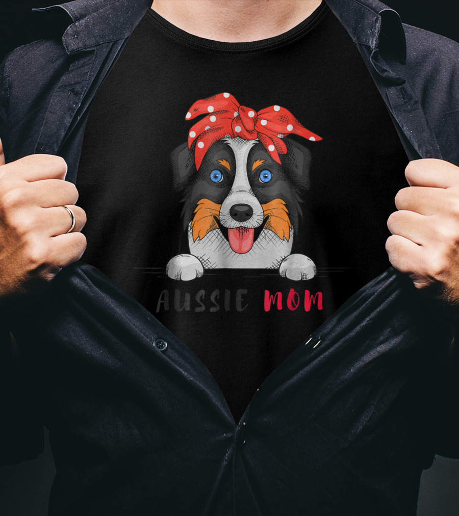 Aussie Dog Mom Australian Shepherd Red Bandana T-Shirt