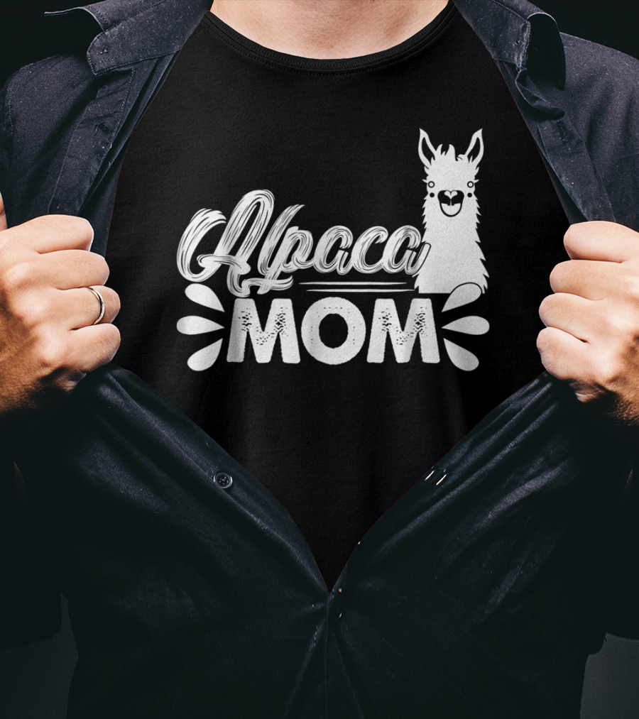 Alpaca Mom Cute Animal T-Shirt