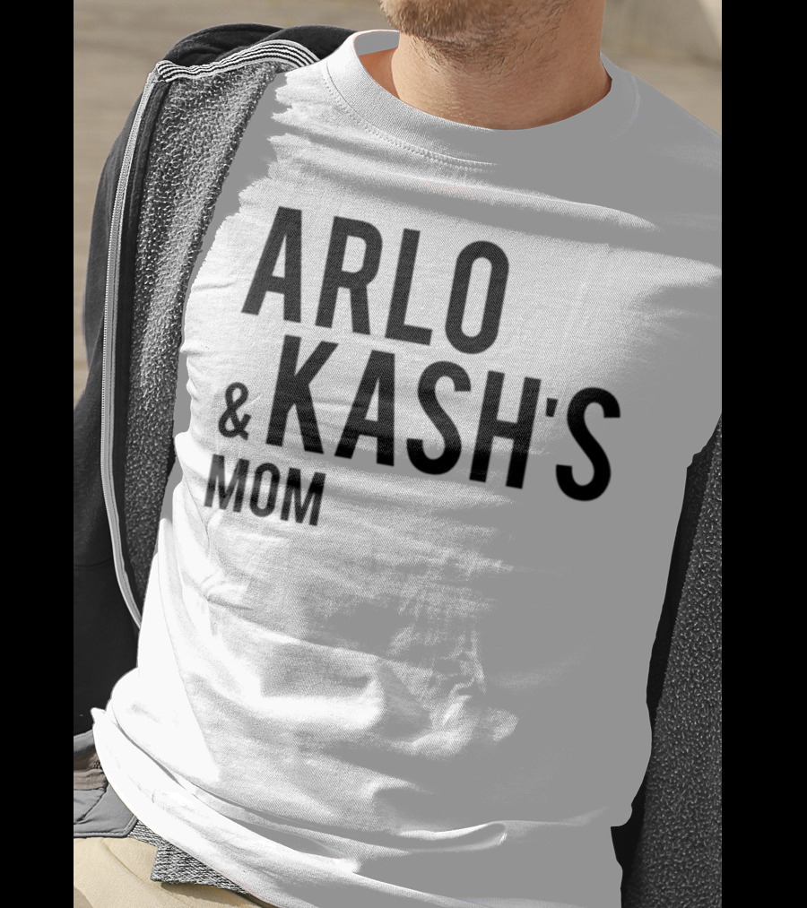 Arlo And Kash's Mom T-Shirt