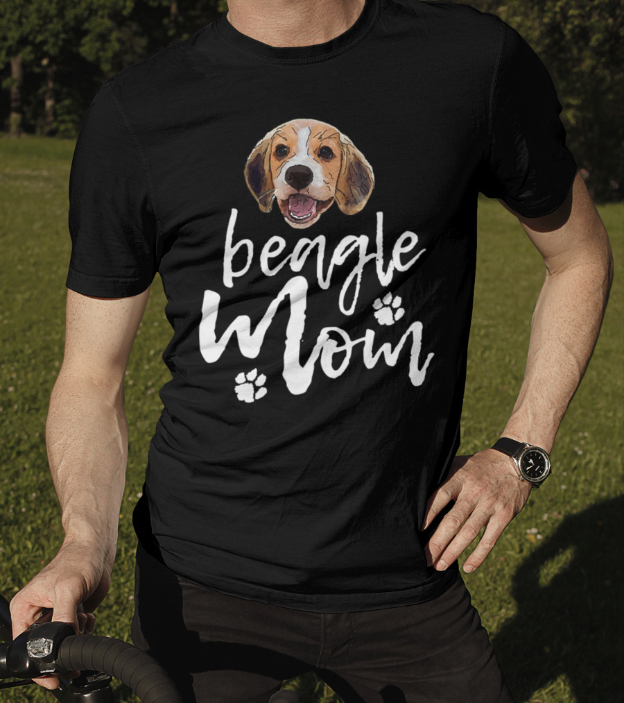 Beagle Mom Cute Dog Face Paw Prints T-Shirt