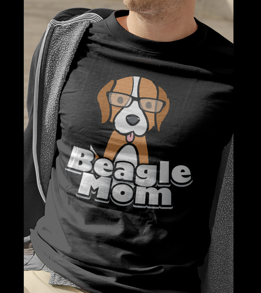 Beagle Mom Cute Dog With Glasses T-Shirt