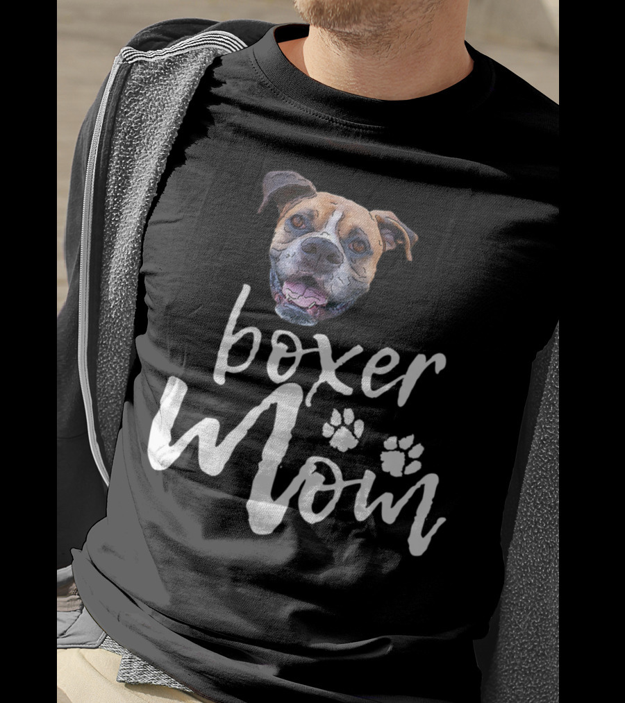 Boxer Mom Cute Dog Face Paw Prints T-Shirt