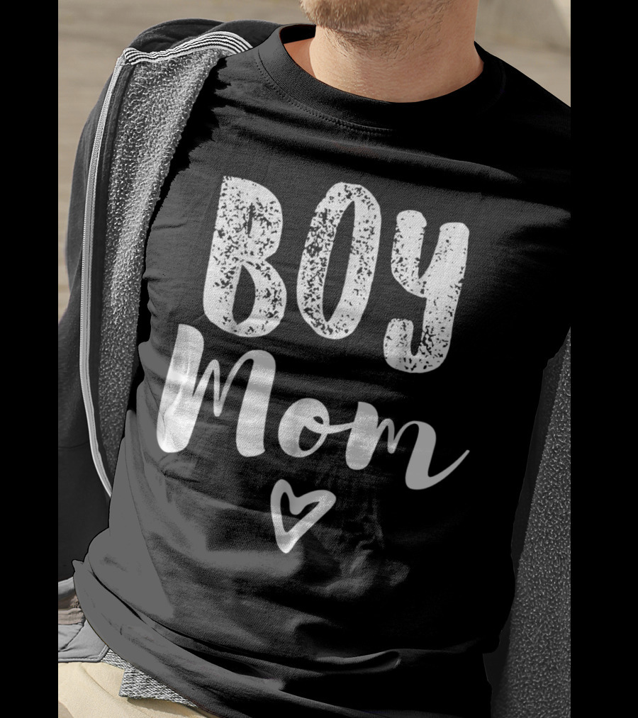 Boy Mom Heart Tshirt23Boy T-Shirt