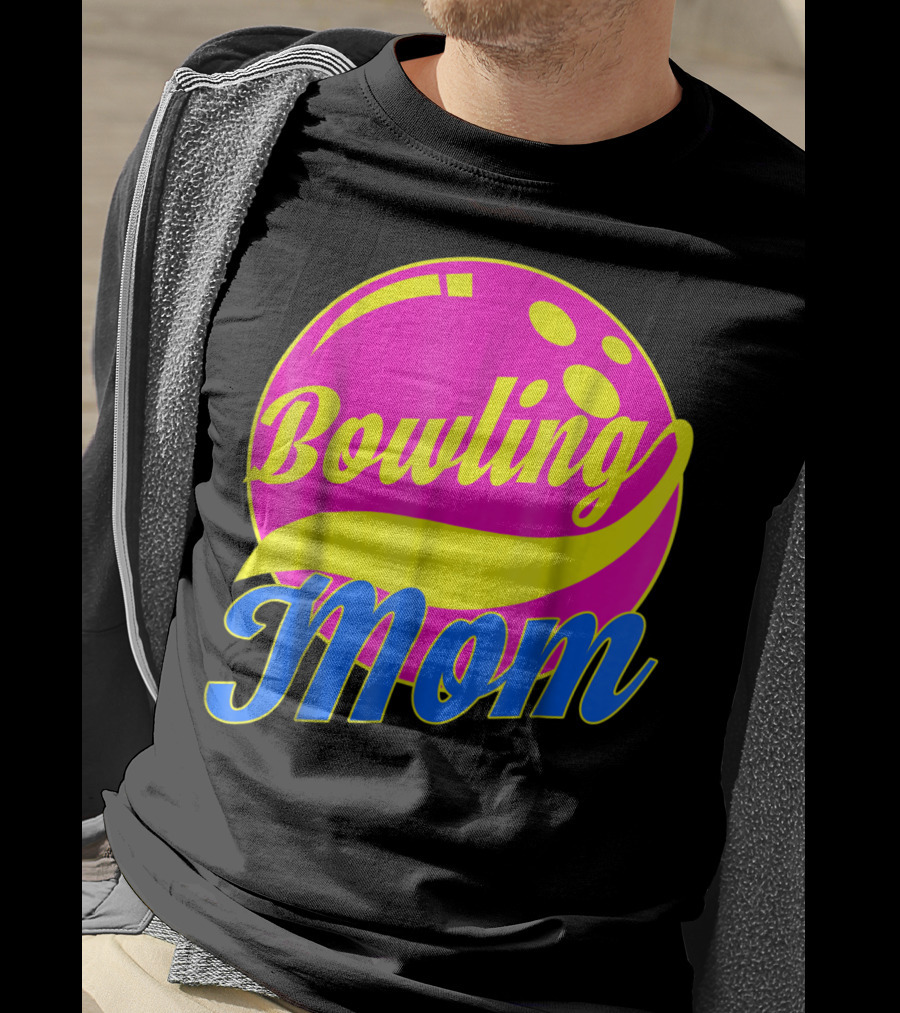 Bowling Mom Bowler League Pink Yellow Bowling Ball T-Shirt