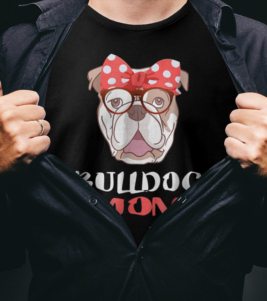 Bulldog Mom Funny Dog Lover Owner With Bow And Glasses T-Shirt