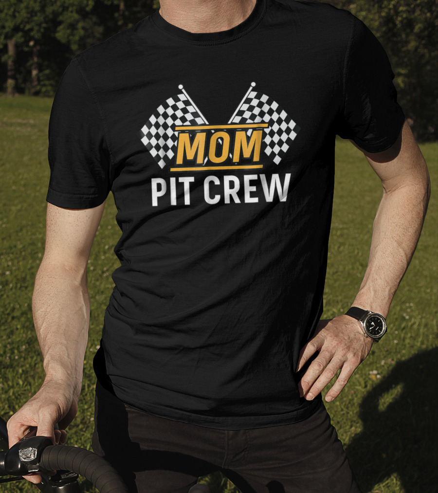 Mom Pit Crew Car Racing Checkered Flags Birthday Party Mother T-Shirt