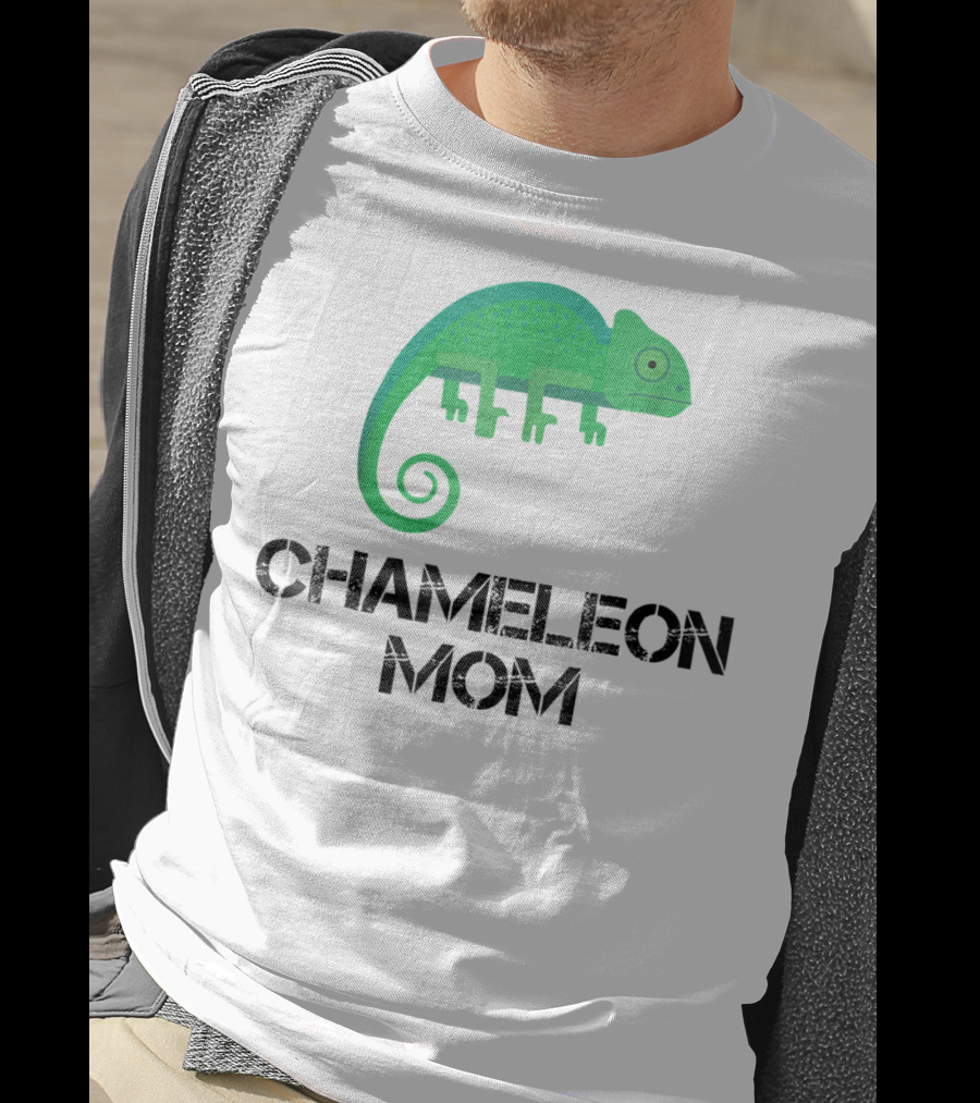 Chameleon Mom Chameleon Owner Green Reptile T-Shirt