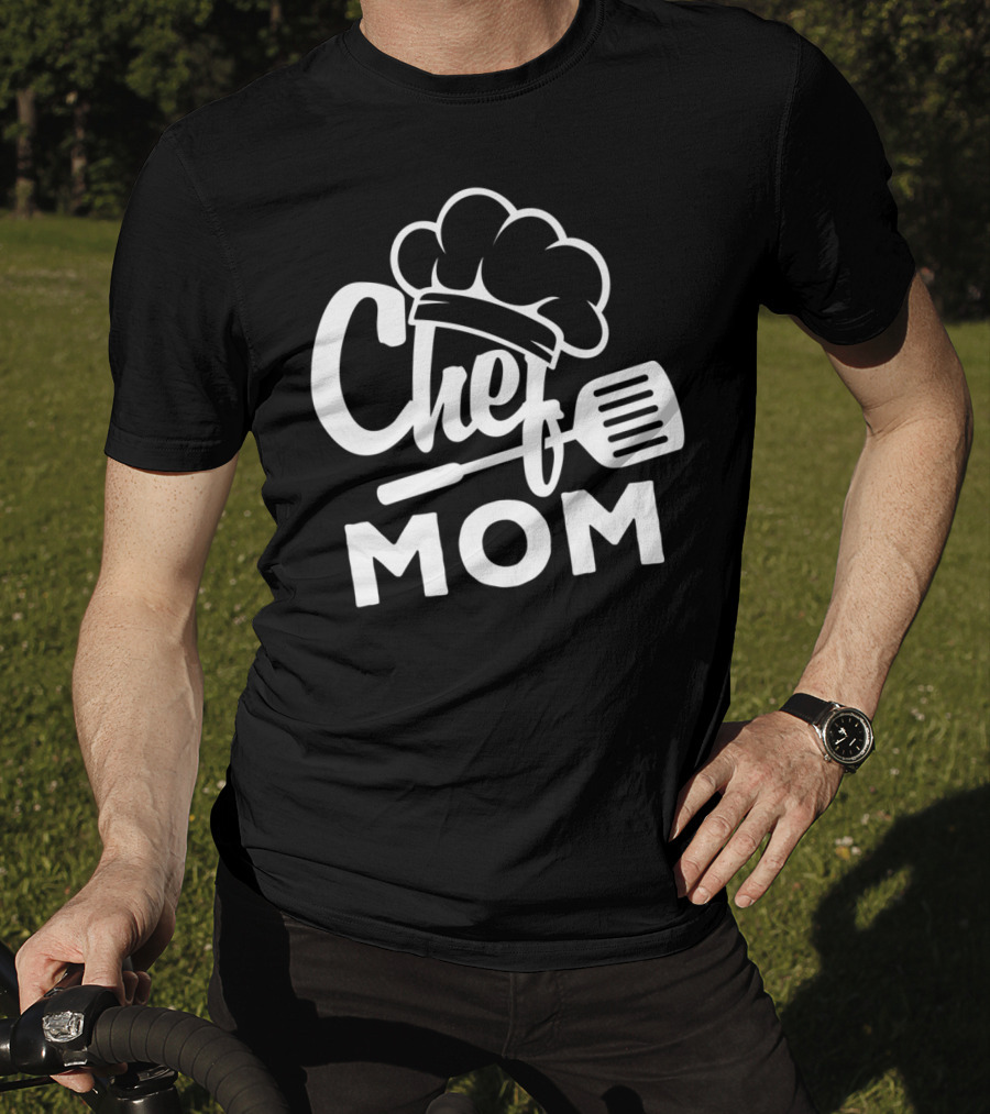 Chef Mom Cooking Hat And Spatula T-Shirt
