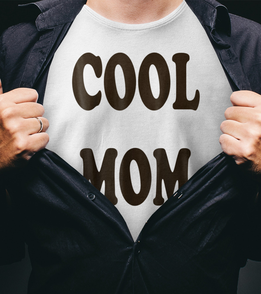 COOL MOM T-Shirt