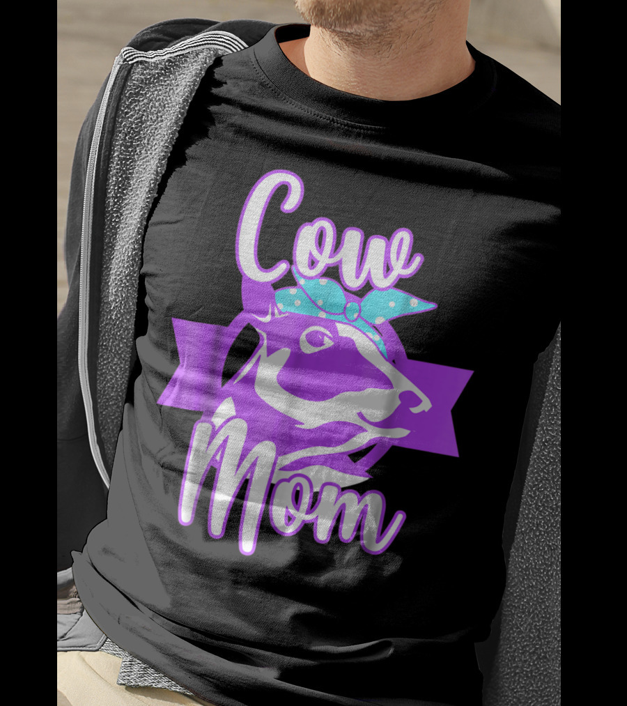 Cow Mom Crazy Cow Lady Dairy Farmer T-Shirt