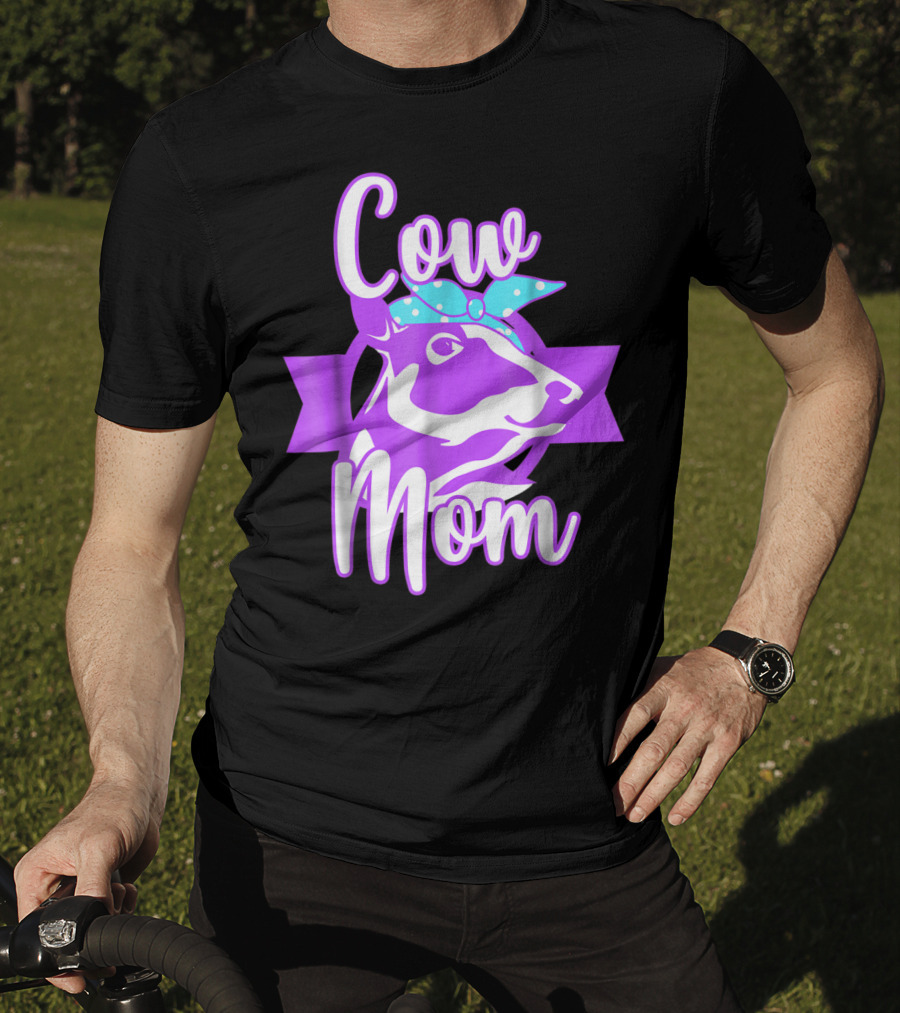 Cow Mom Crazy Cow Lady Dairy Farmer T-Shirt
