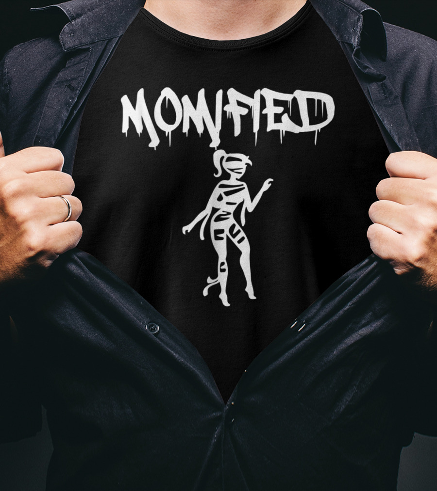 Momified Cute Funny Halloween Mom With Saying T-Shirt