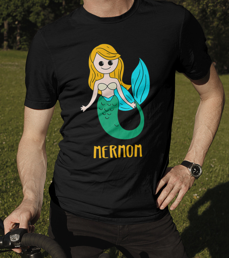 Cute Mermom For Stylish Women And Mothers T-Shirt