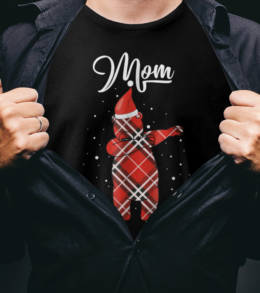 Mom Red Plaid Bear Dabbing Christmas T-Shirt