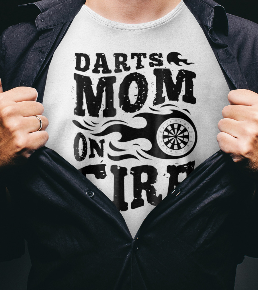 Darts Mom On Fire Ladies Sport Fan Dartboard Flame T-Shirt