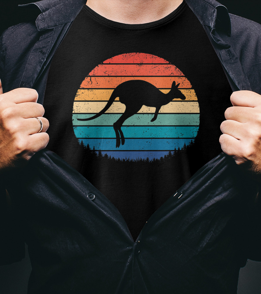 Australia Kangaroo Vintage Sunset Forest Silhouette Retro Stripes T-Shirt
