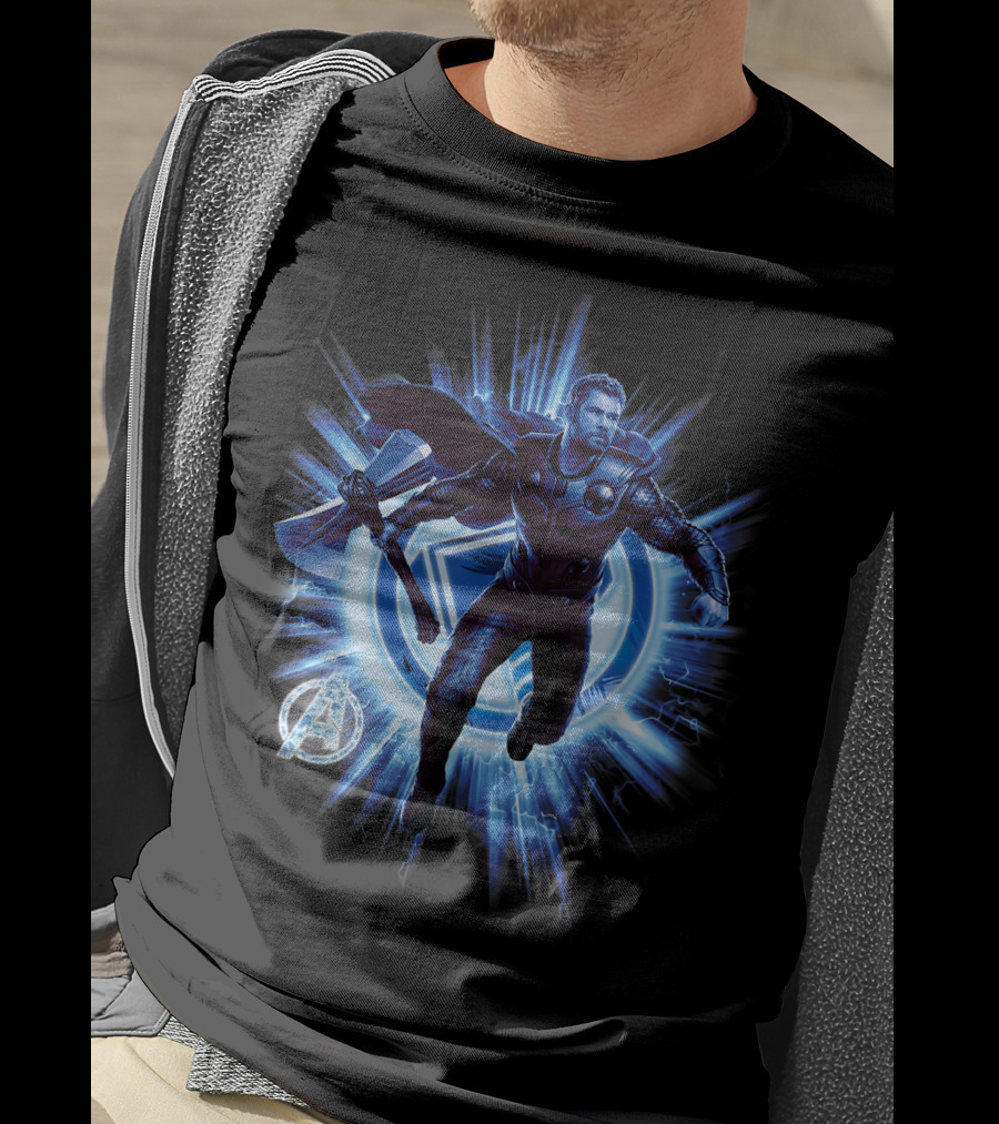 Thor Avengers Endgame Blast With Axe And Blue Lightning Background T-Shirt