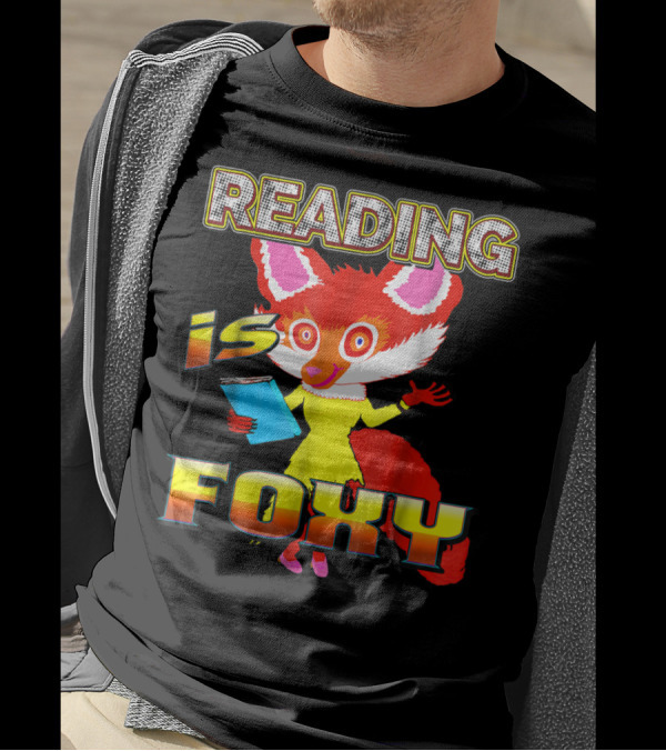 Reading Is Foxy Best Reader Fox Holding Book In Stylish Fashion T-Shirt