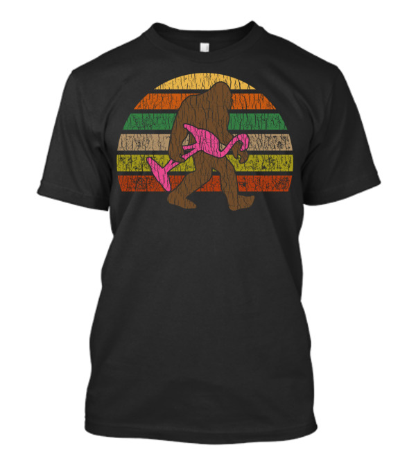 Flamingo Bigfoot Beach Monster Sasquatch Retro Sunset T-Shirt