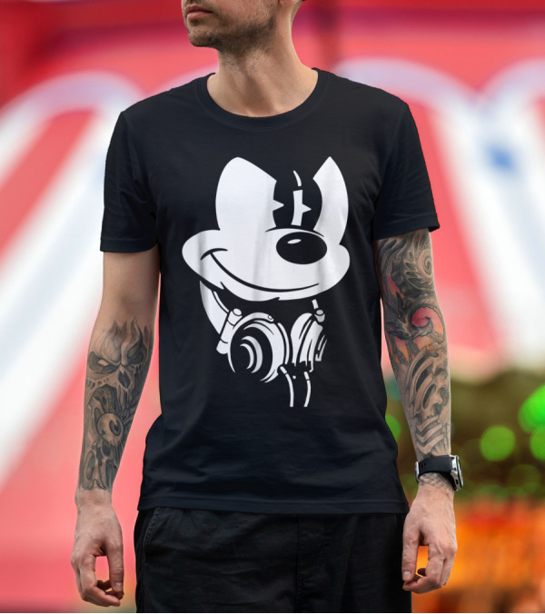 Premium T-Shirt: Disney Mickey Mouse with Headphones T-Shirt Disney Mickey Mouse with Headphones T-Shirt
