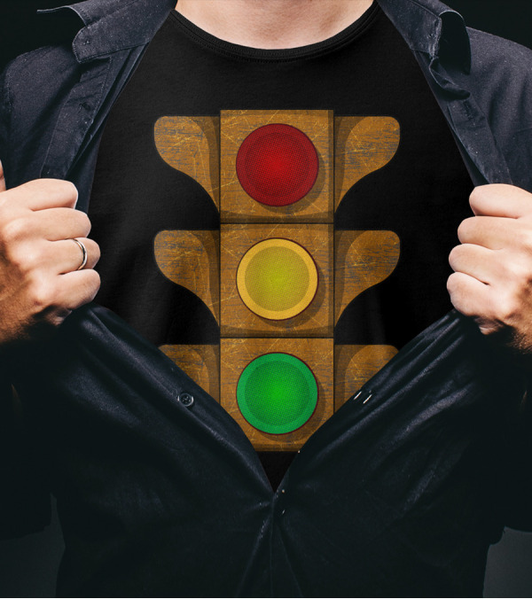 Vintage Rusty Traffic Light Stoplight Signal Stop Go T-Shirt