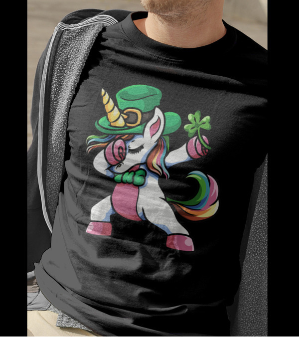 St Patricks Day Lepricorn Dabbing Unicorn With Shamrock And Green Hat T-Shirt