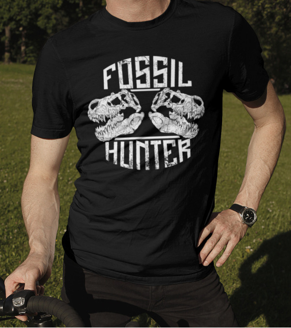 Fossil Hunter Dinosaur Bones Archaeology Trex Skull T-Shirt