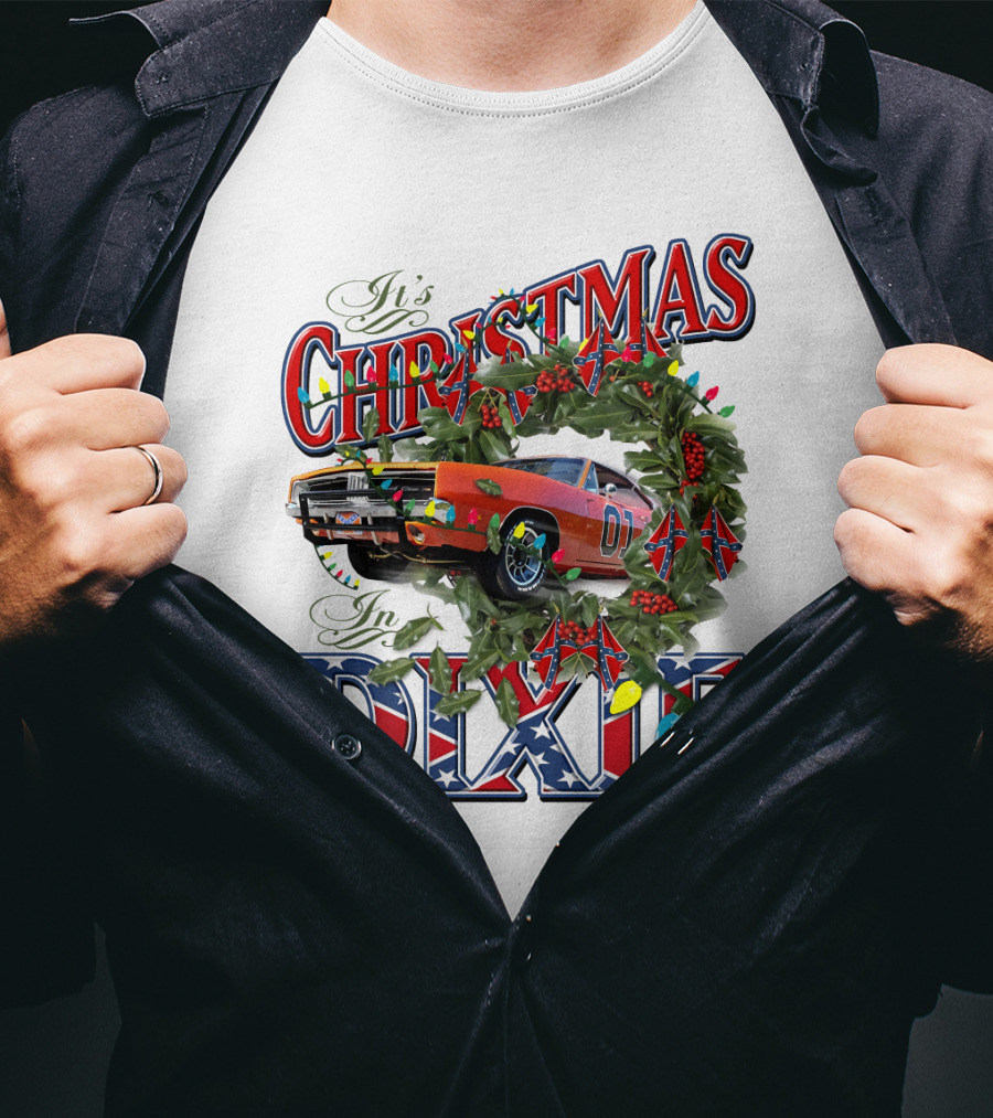 It's Christmas In Dixie 01 General Lee Car Wreath Lights T-Shirt