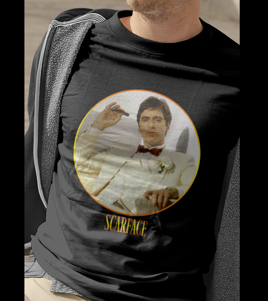 Scarface Iconic Movie Character In Circle Frame T-Shirt