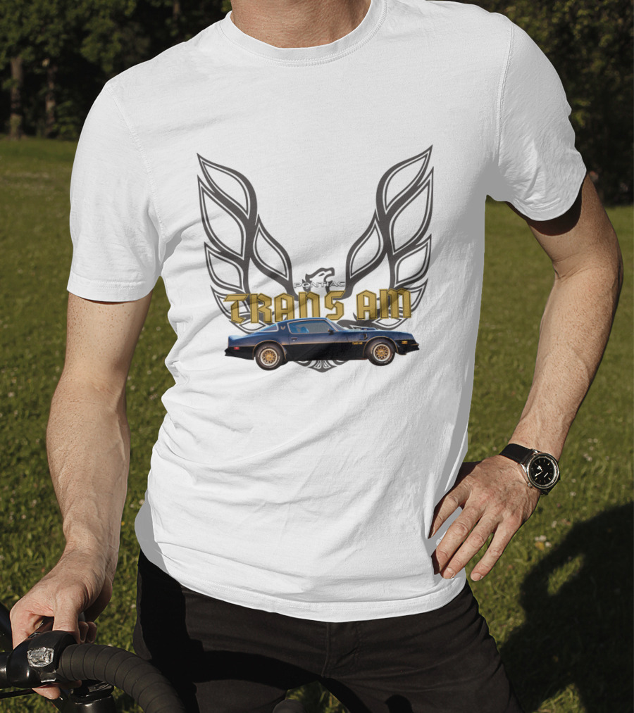 Pontiac Trans Am Smokey And The Bandit Car With Iconic Firebird Wings T-Shirt
