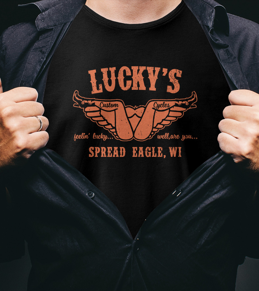 Lucky's Custom Cycles Feelin' Lucky Spread Eagle WI Vintage Motorcycle Biker T-Shirt