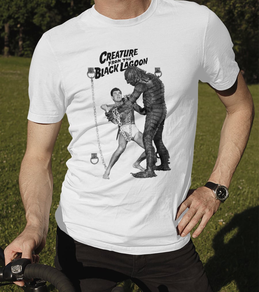 Creature From The Black Lagoon Chain Wrestling Scene T-Shirt