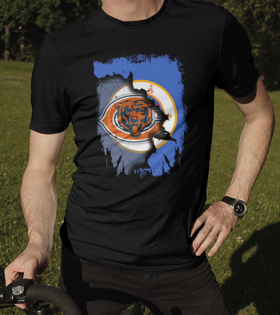 Minnesota Flag Torn To Reveal Chicago Bears T-Shirt