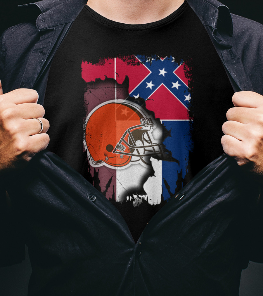 Cleveland Browns Helmet With Mississippi Flag Background T-Shirt