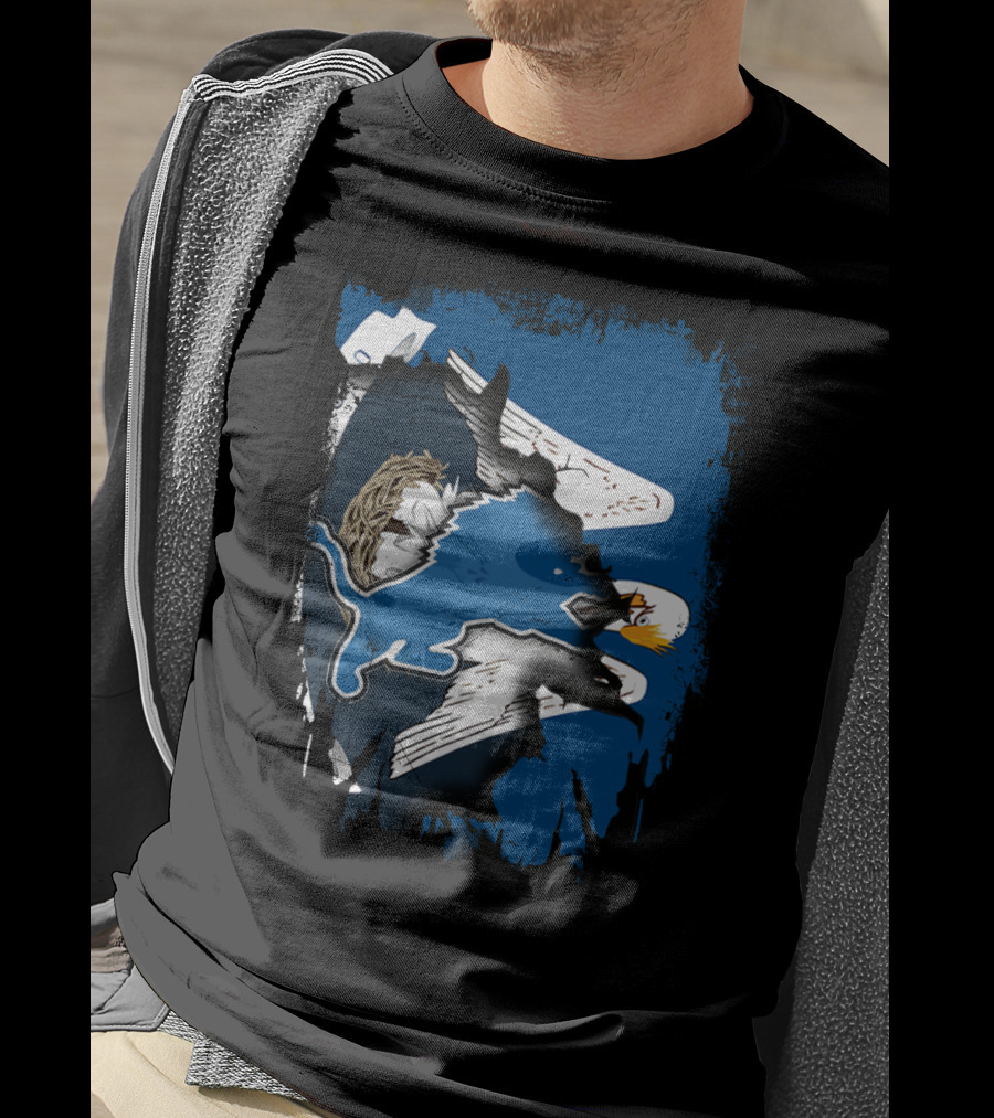 Lions And Eagles Blend With Creative Art Elements T-Shirt