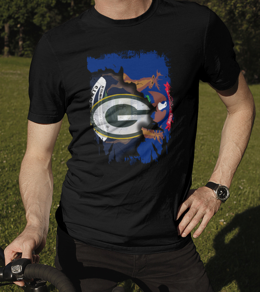Michigan And Packers Unity With Iconic Symbol Integration T-Shirt