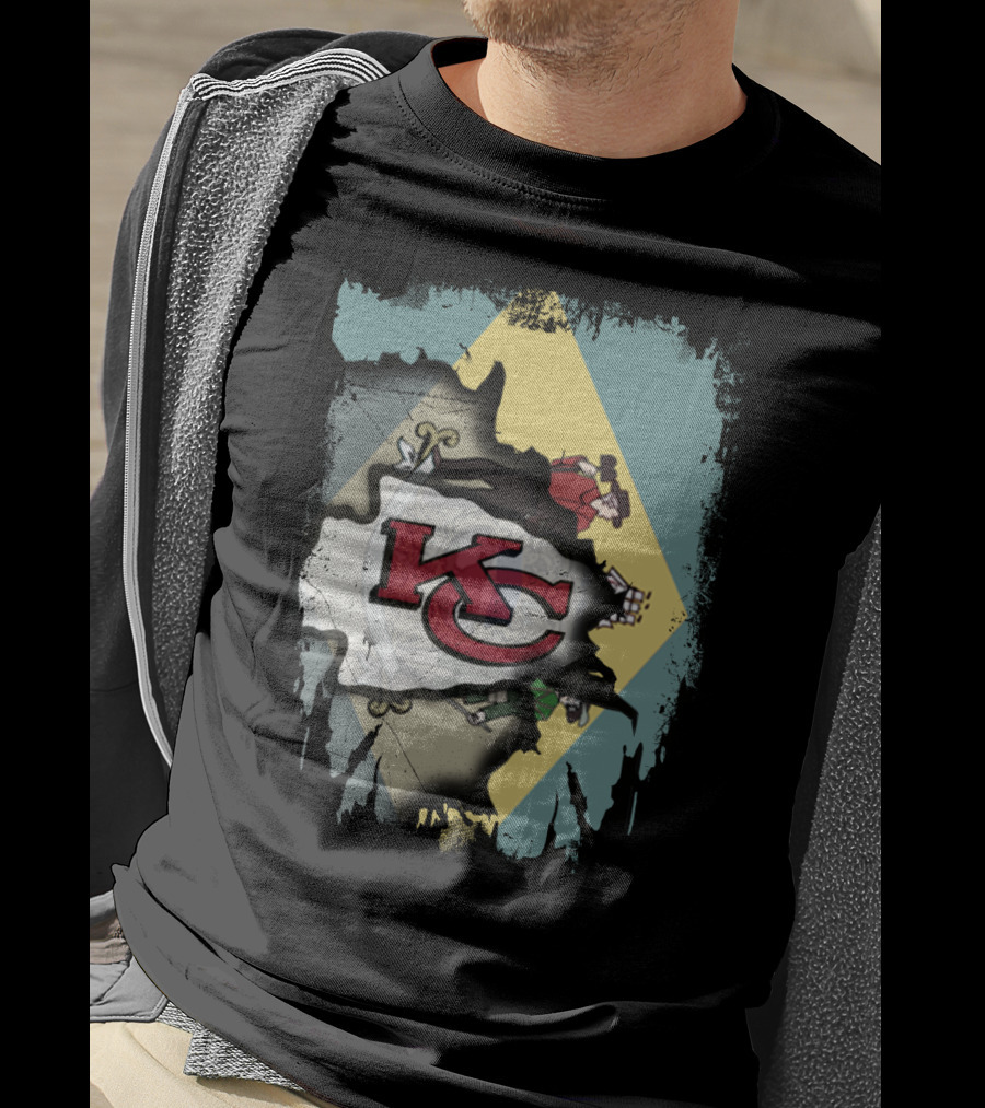 Kansas City Chiefs Delaware Pride Flag Fusion T-Shirt