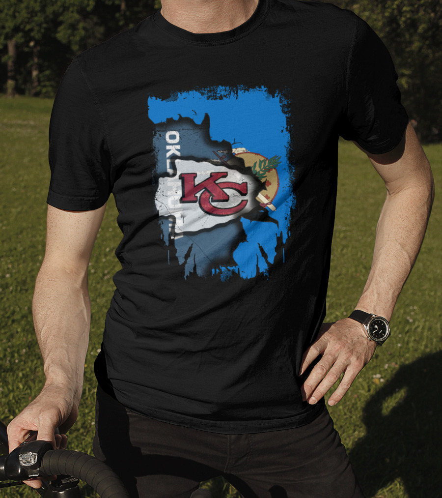 Oklahoma Chiefs Unity KC Logo With State Flag T-Shirt