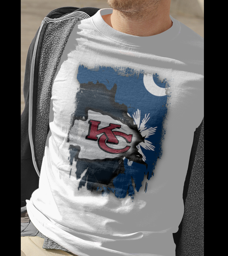 KC Chiefs Meet South Carolina Flag United T-Shirt