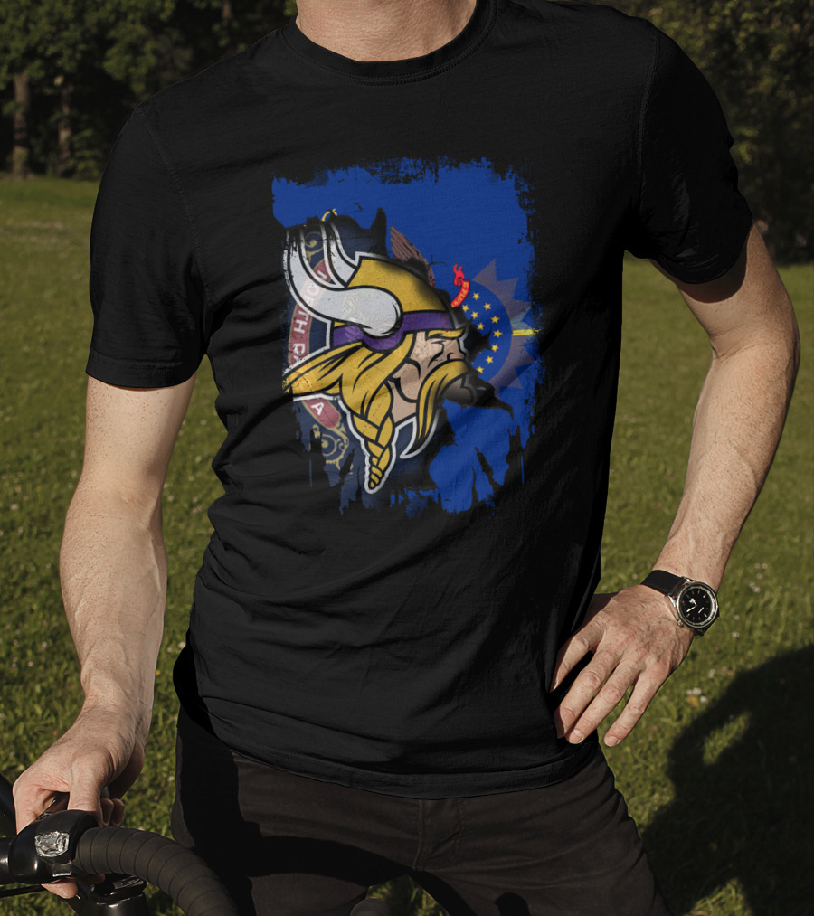 Vikings North Dakota Flag Fusion T-Shirt