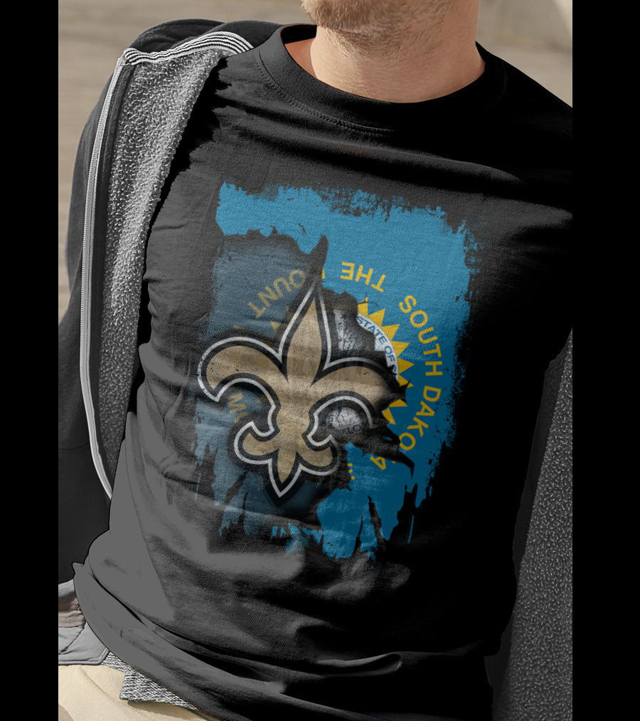 South Dakota State Outline With Saints Fleur-de-Lis And Seal T-Shirt