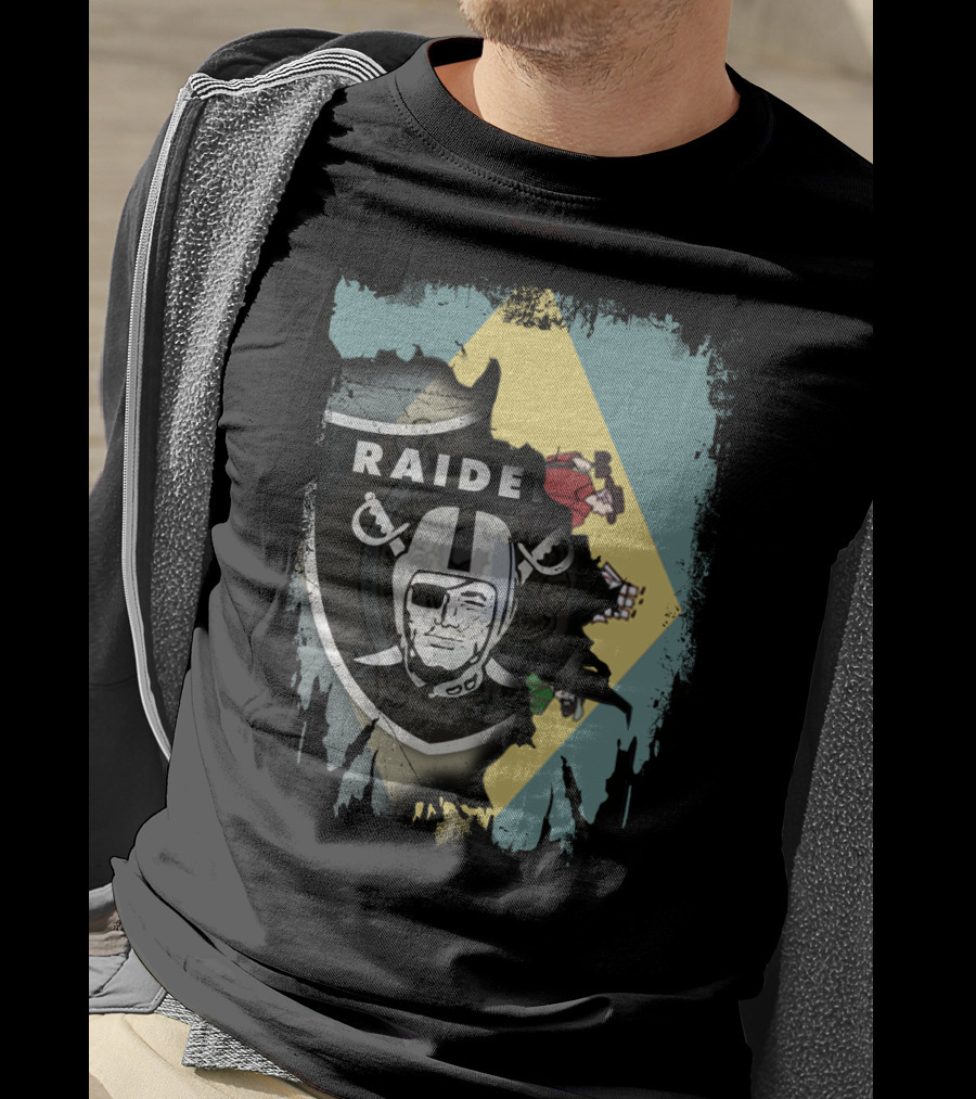 Raiders Logo Torn Delaware State Flag Background T-Shirt