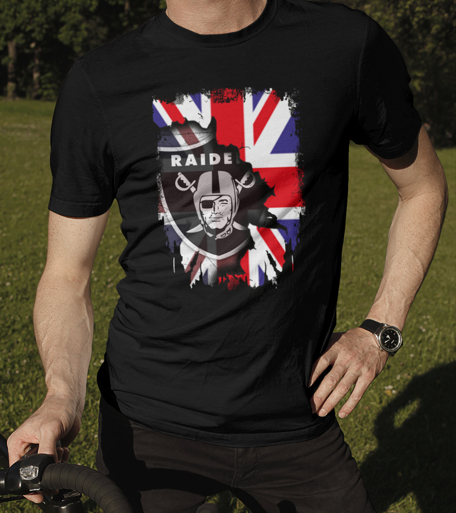 Raider Helmet With Union Jack Flag Fusion T-Shirt