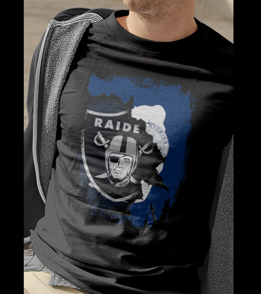 Wyoming Raiders Emblem Fusion With Bison T-Shirt