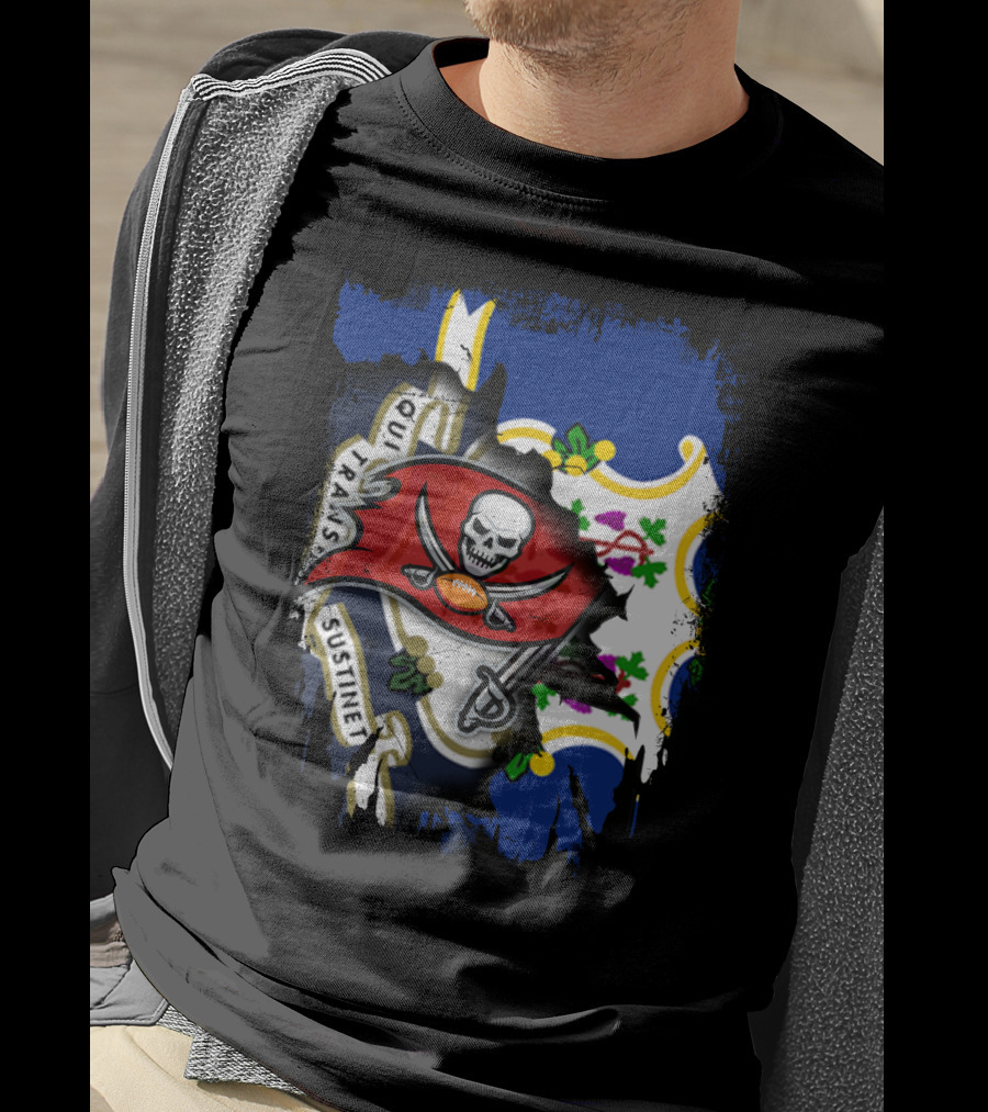 Connecticut Flag With Buccaneers Pirate Logo And State T-Shirt